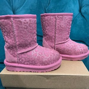 Toddler Size 8 Pink Uggs